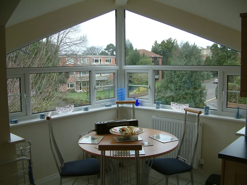 Bay Windows Ladbroke Grove